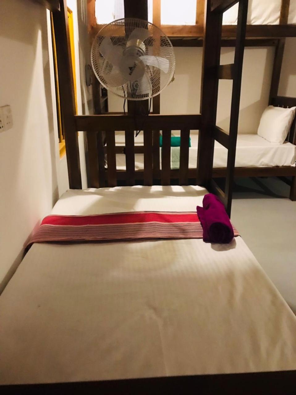 Tharurashmi Sea Pond Villa & Surf Hostel - Hiriketiya Dikwella Esterno foto